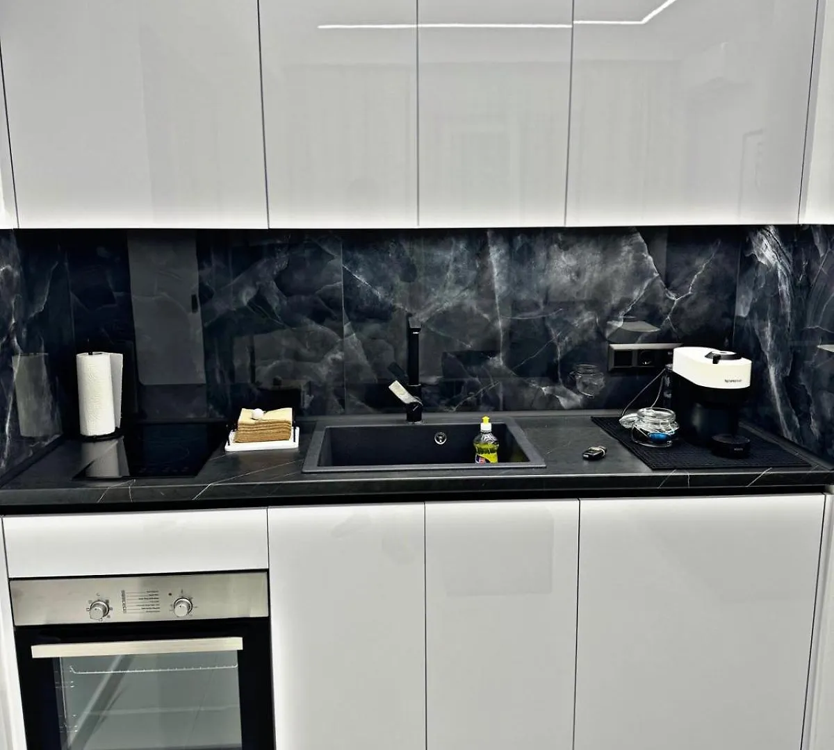 Eden Luxury Suite #3 Θεσσαλονίκη 0*,